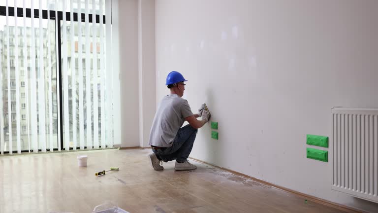 Asbestos and Lead Testing During Mold Inspection in The Crossings, FL